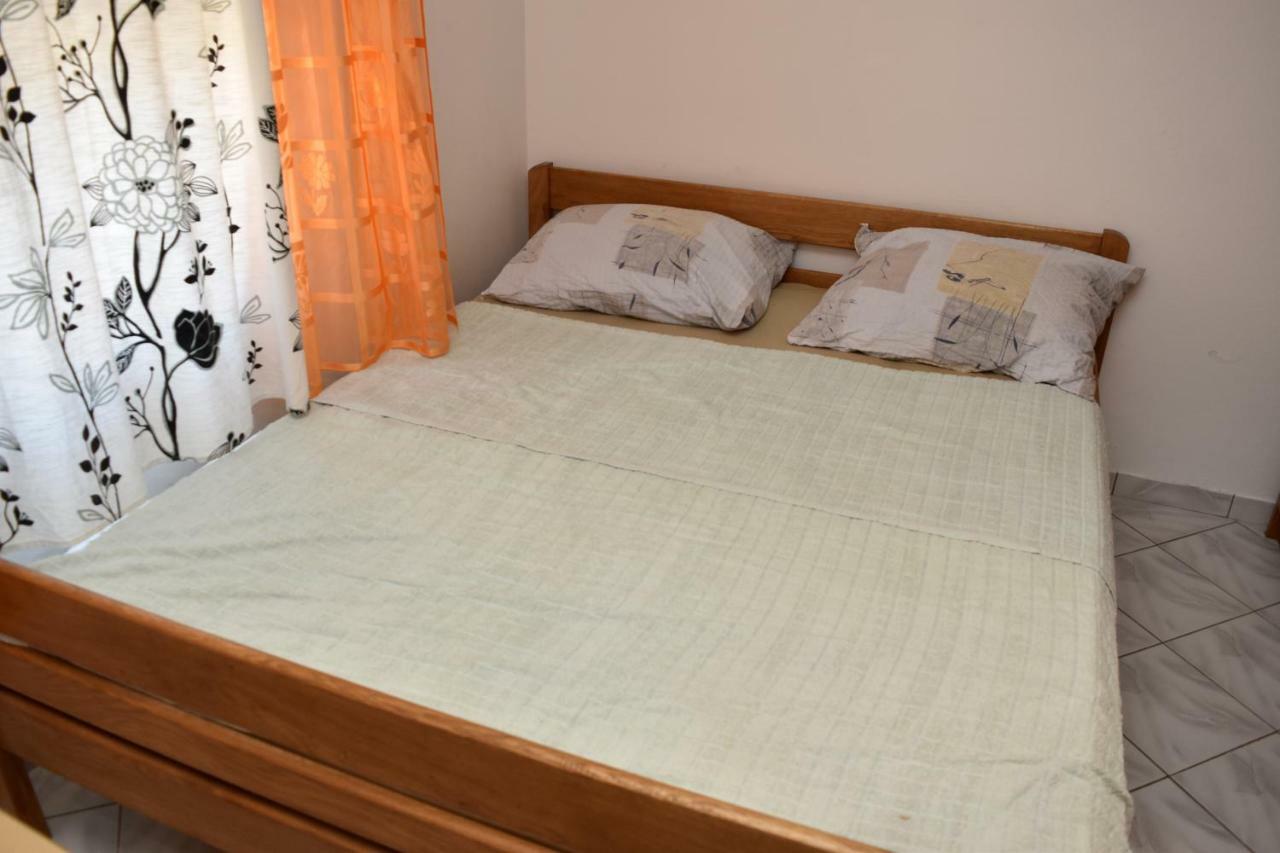 Apartmani Lun Vir Exterior foto