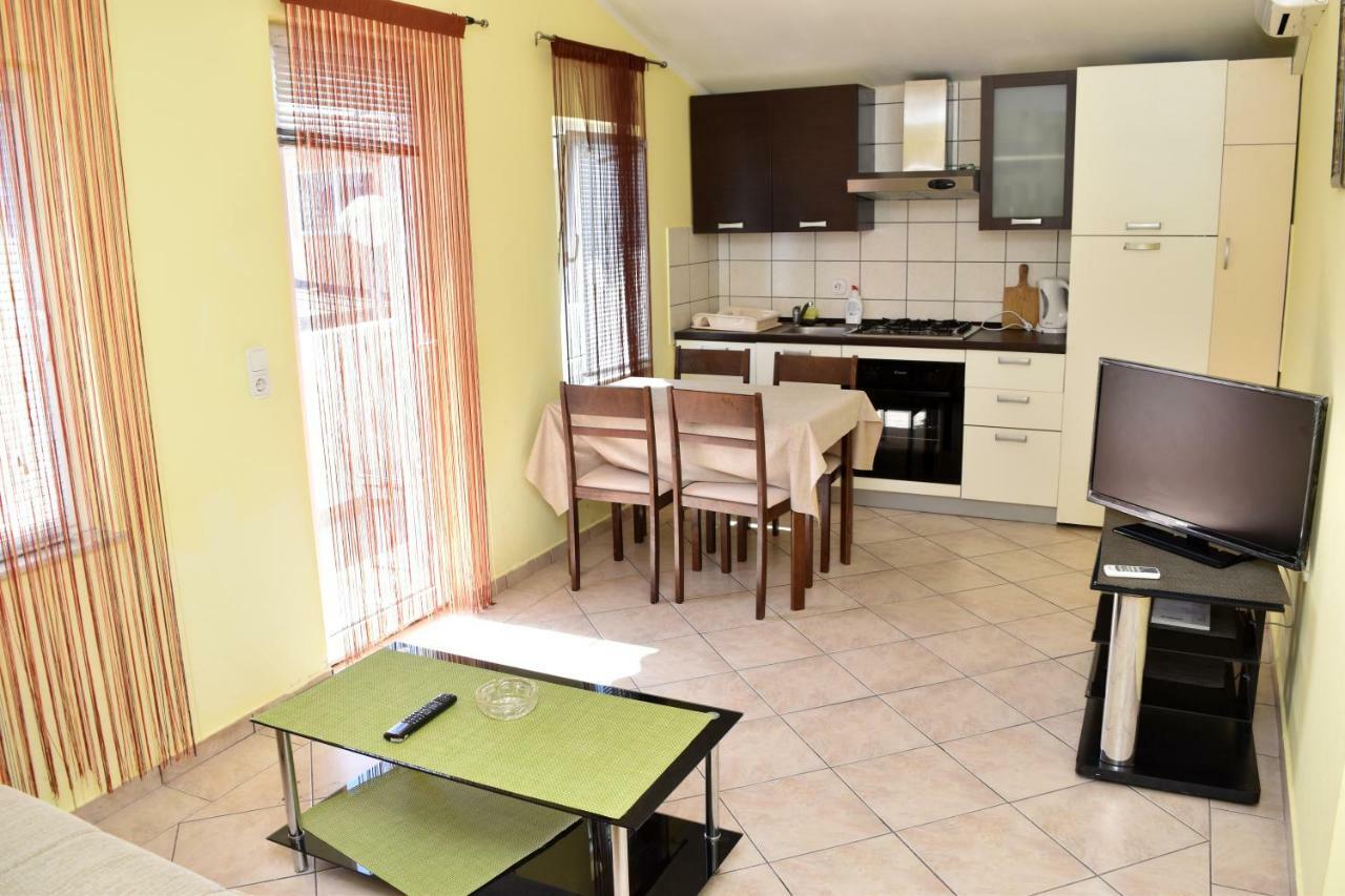 Apartmani Lun Vir Exterior foto