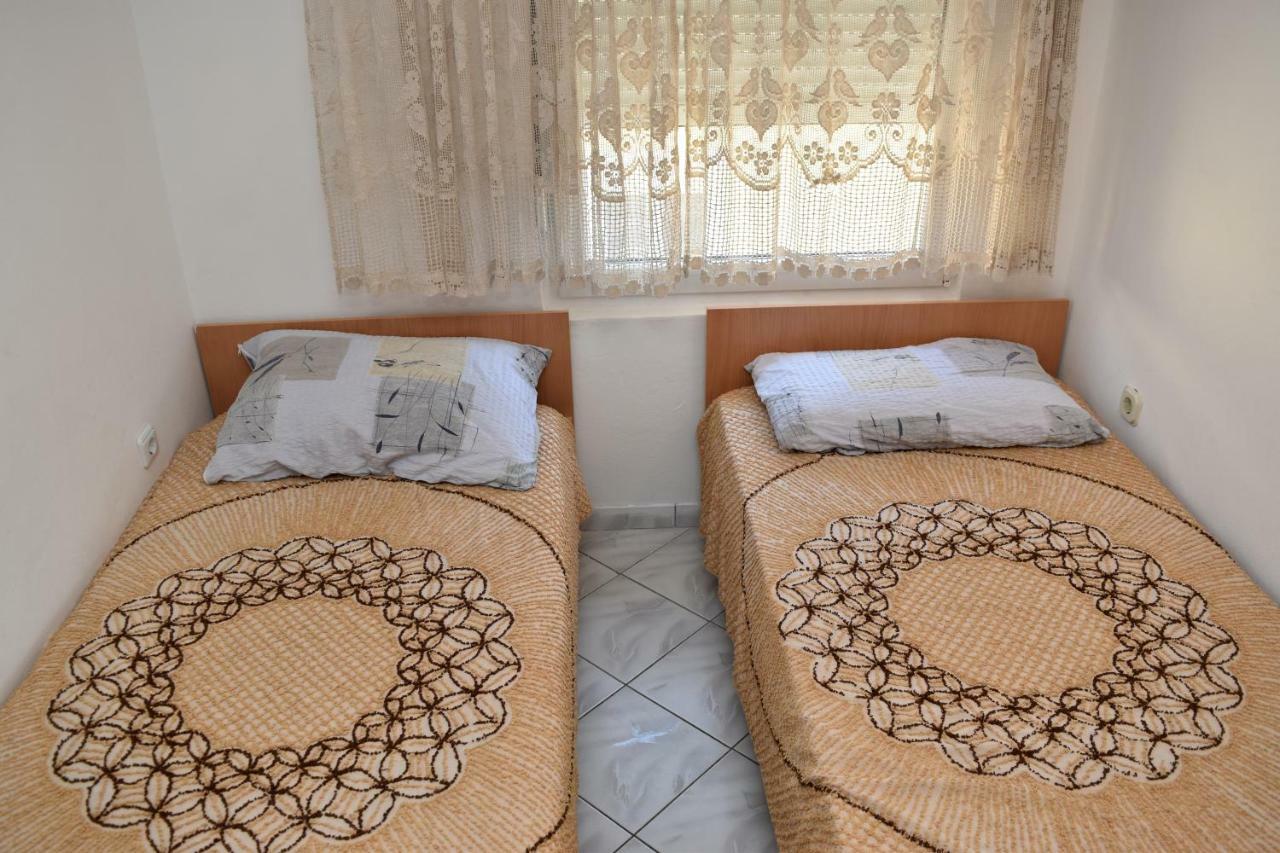 Apartmani Lun Vir Exterior foto